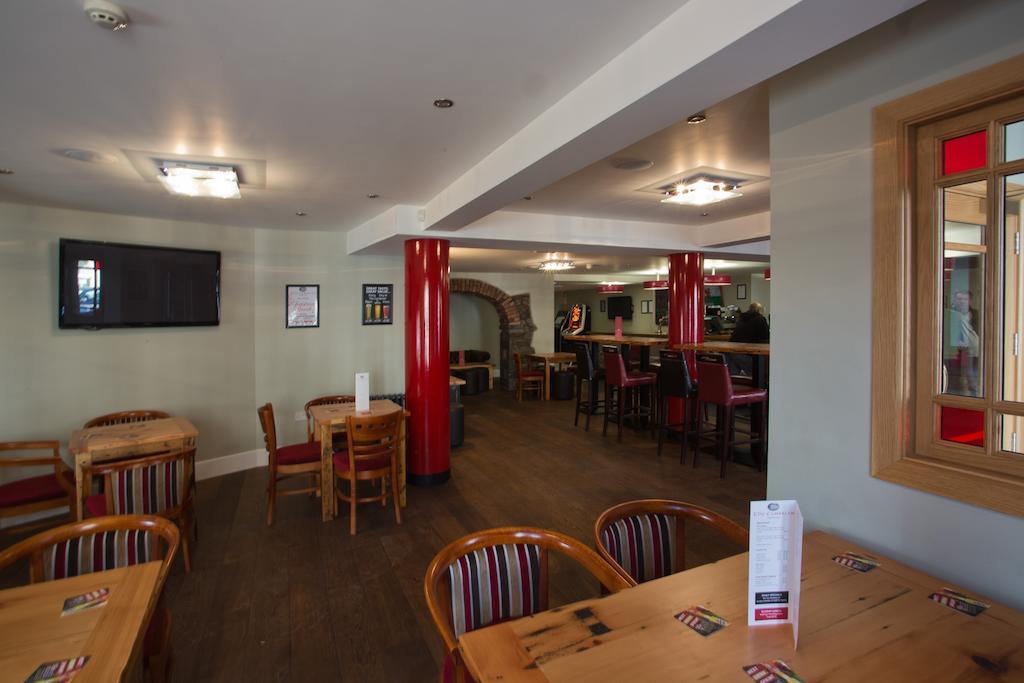 Cambrian Inn Tredegar Luaran gambar
